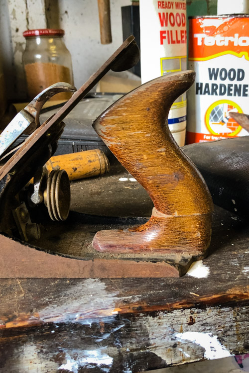 My dads old type 19 handplane in the garage where it's been for 30 odd years.